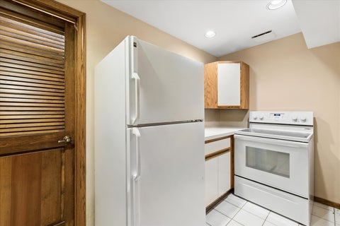 Tiny photo for 453 81st Street, Burr Ridge, IL 60527 (MLS # 12772974)