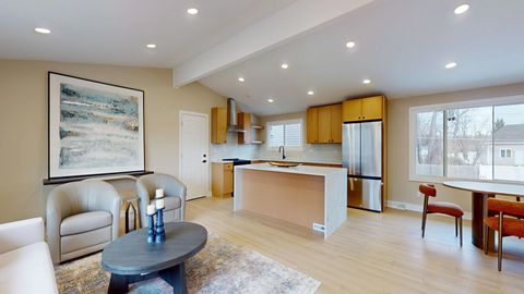 Tiny photo for 907 W North Avenue, Lake Bluff, IL 60044 (MLS # 12620954)