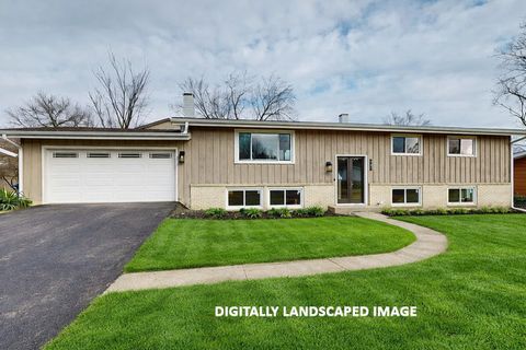 Photo of 907 W North Avenue, Lake Bluff, IL 60044 (MLS # 12620954)