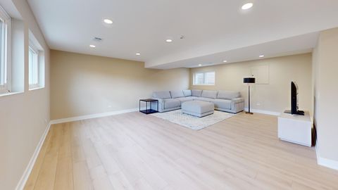 Tiny photo for 907 W North Avenue, Lake Bluff, IL 60044 (MLS # 12620954)