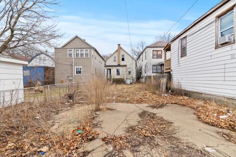 Tiny photo for 2808 E 93rd Street, Chicago, IL 60617 (MLS # 12588876)