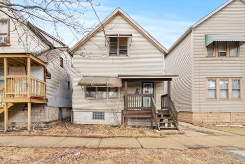 Photo of 2808 E 93rd Street, Chicago, IL 60617 (MLS # 12588876)