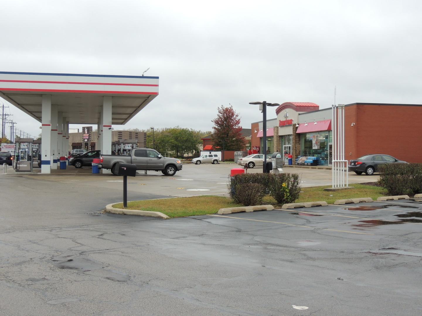 3202 Northwest Highway
