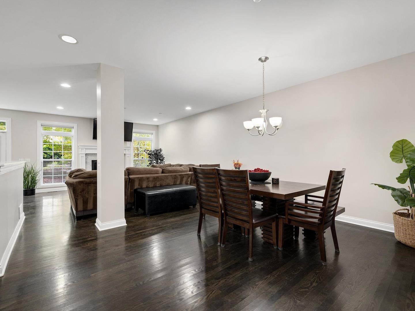1039 Hickory Drive