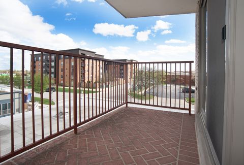 Tiny photo for 141 N La Grange Road #306, La Grange, IL 60525 (MLS # 12617308)
