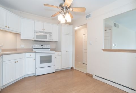 Tiny photo for 141 N La Grange Road #306, La Grange, IL 60525 (MLS # 12617308)