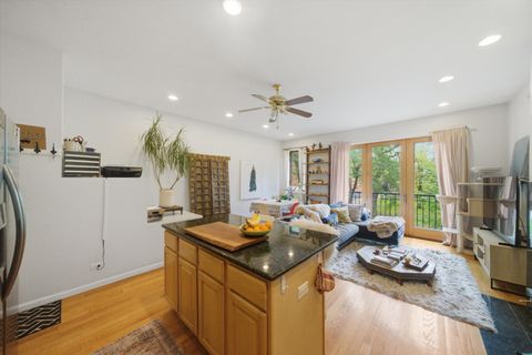 Tiny photo for 2416 W THOMAS Street #2, Chicago, IL 60622 (MLS # 12634904)