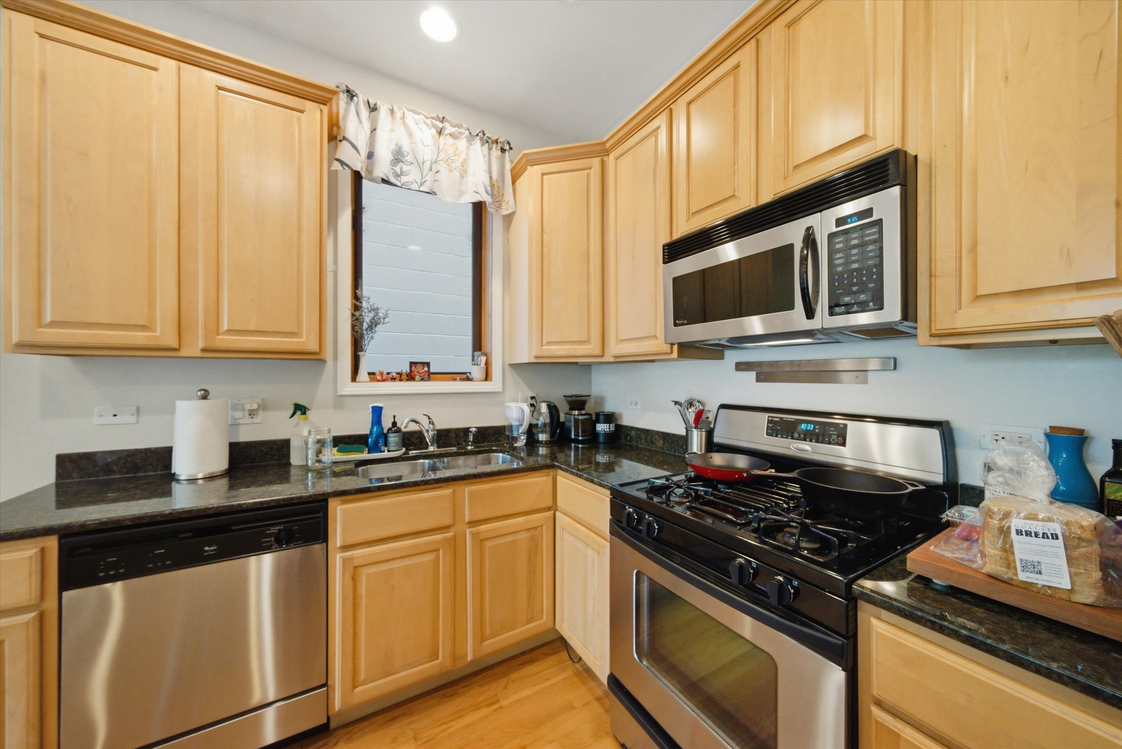 2416 W THOMAS Street 2