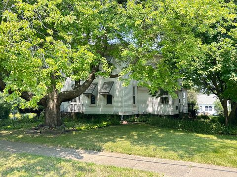 Tiny photo for 217 E High Street, Farmer City, IL 61842 (MLS # 12415300)