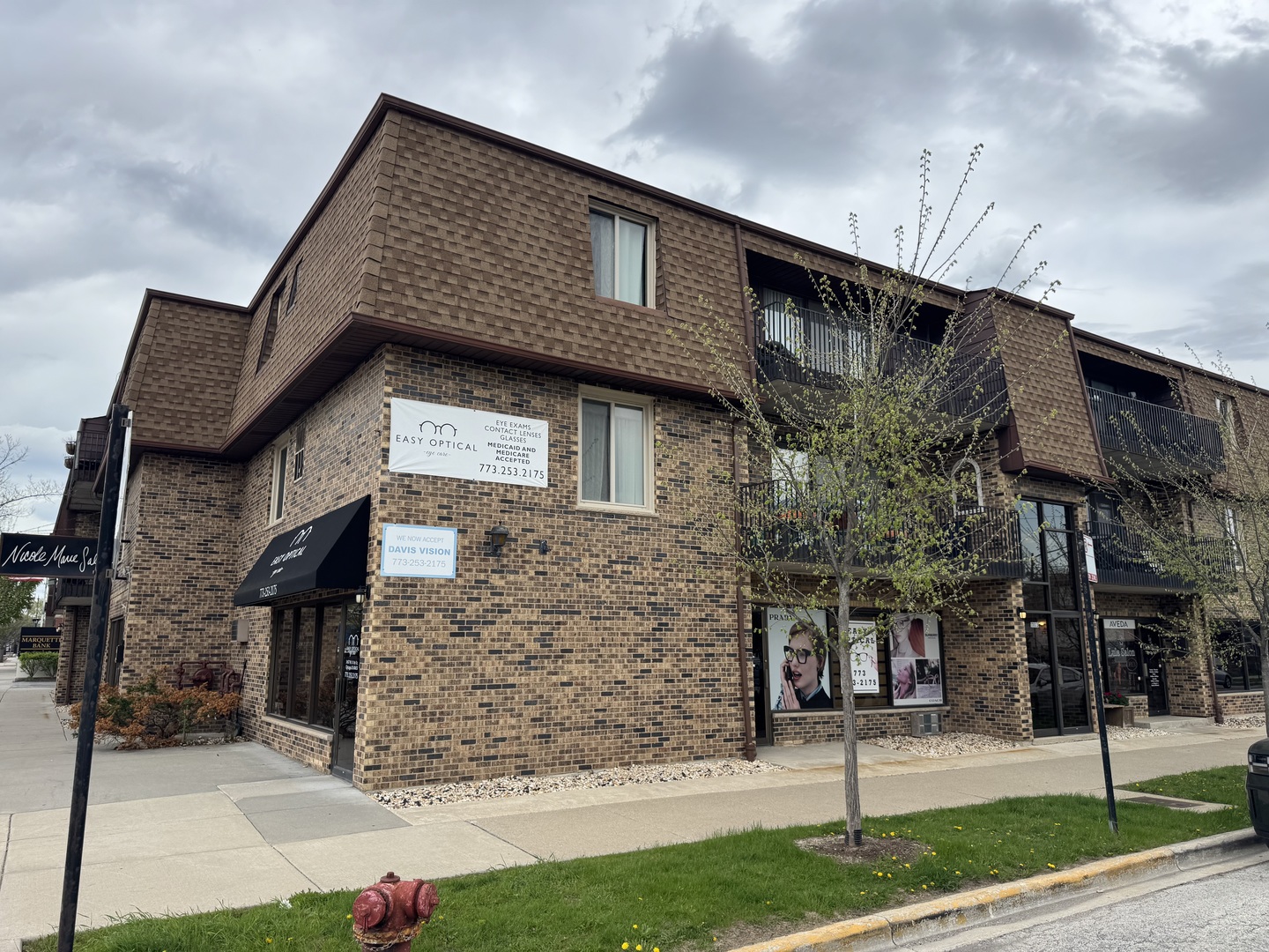 11103 S St Louis Avenue 203