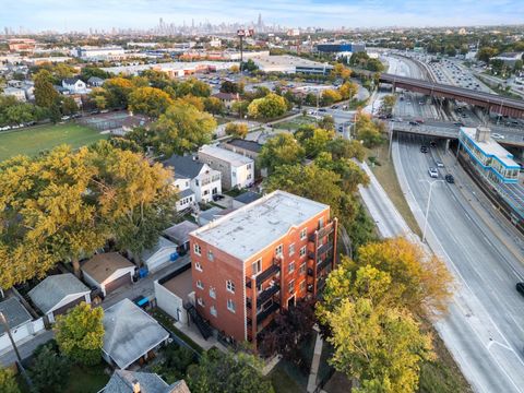 Tiny photo for 3643 N Monticello Avenue #3N, Chicago, IL 60618 (MLS # 12500518)