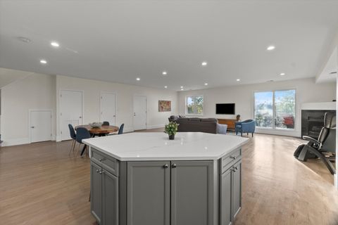 Tiny photo for 3643 N Monticello Avenue #3N, Chicago, IL 60618 (MLS # 12500518)