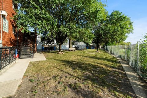 Tiny photo for 3643 N Monticello Avenue #3N, Chicago, IL 60618 (MLS # 12500518)