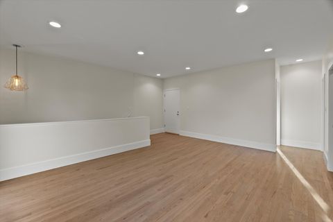 Tiny photo for 3643 N Monticello Avenue #3N, Chicago, IL 60618 (MLS # 12500518)