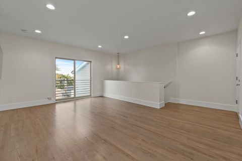 Tiny photo for 3643 N Monticello Avenue #3N, Chicago, IL 60618 (MLS # 12500518)