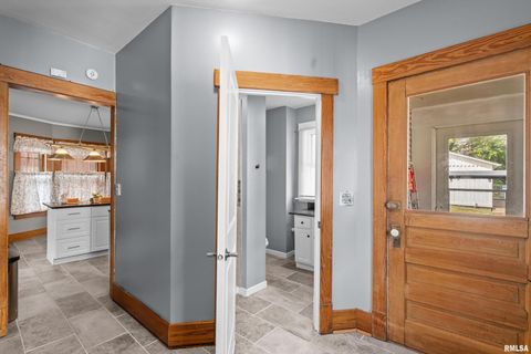 Tiny photo for 1920 CAREY Avenue, Davenport, IA 52803 (MLS # QC4268182)