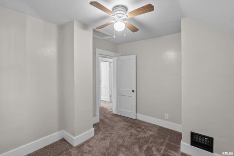 Tiny photo for 1920 CAREY Avenue, Davenport, IA 52803 (MLS # QC4268182)