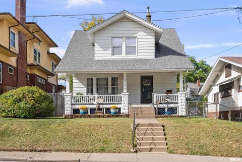 Photo of 1920 CAREY Avenue, Davenport, IA 52803 (MLS # QC4268182)