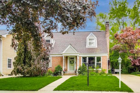 300 Hollywood Court Wilmette IL 60091