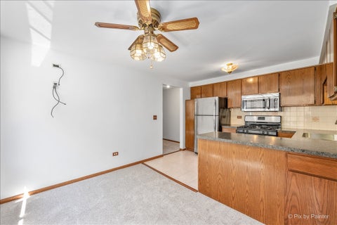 Tiny photo for 5312 W WINDSOR Avenue #2W, Chicago, IL 60630 (MLS # 12745325)