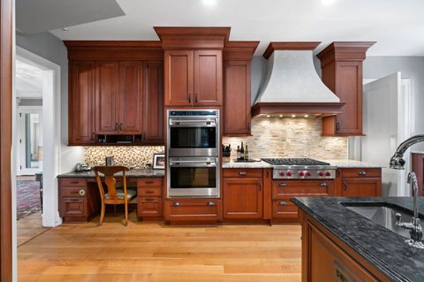 Tiny photo for 2855 Sheridan Place, Evanston, IL 60201 (MLS # 12532967)