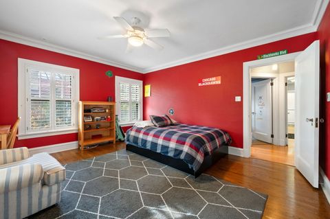 Tiny photo for 2855 Sheridan Place, Evanston, IL 60201 (MLS # 12532967)