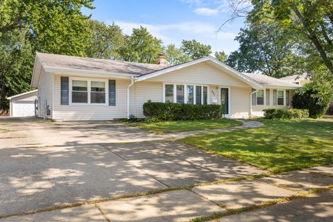 Photo of 521 Auburn Lane, Schaumburg, IL 60193 (MLS # 12480311)