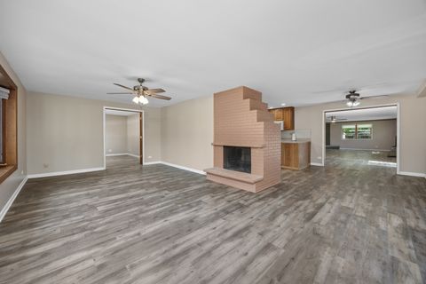 Tiny photo for 521 Auburn Lane, Schaumburg, IL 60193 (MLS # 12480311)
