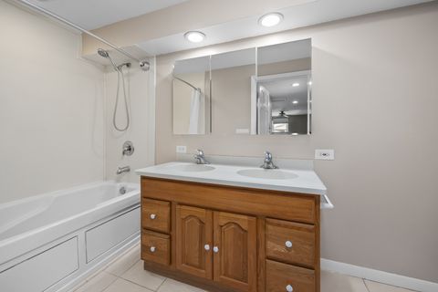 Tiny photo for 521 Auburn Lane, Schaumburg, IL 60193 (MLS # 12480311)