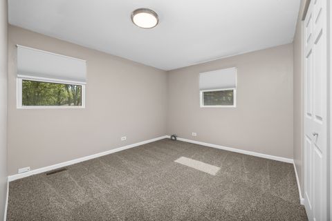 Tiny photo for 521 Auburn Lane, Schaumburg, IL 60193 (MLS # 12480311)