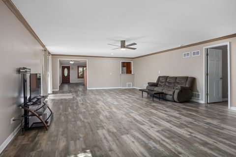 Tiny photo for 521 Auburn Lane, Schaumburg, IL 60193 (MLS # 12480311)