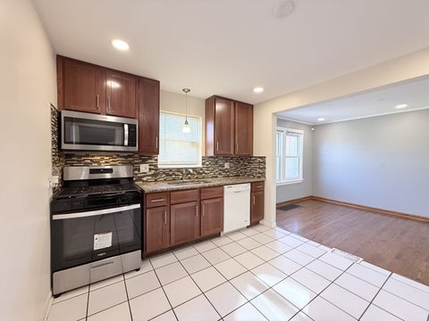 Tiny photo for 10641 S Sangamon Street, Chicago, IL 60643 (MLS # 12786853)
