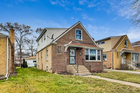 Tiny photo for 14220 S Wabash Avenue, Riverdale, IL 60827 (MLS # 12522780)