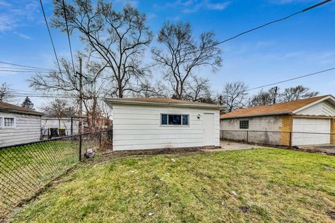 Tiny photo for 14220 S Wabash Avenue, Riverdale, IL 60827 (MLS # 12522780)
