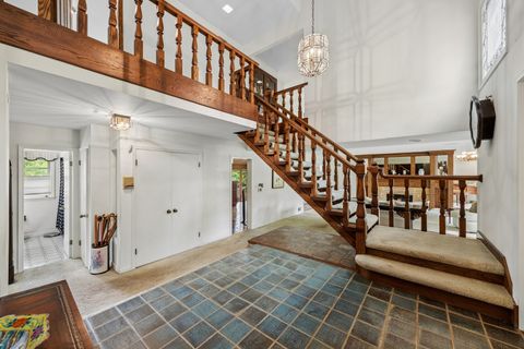 Tiny photo for 8080 Wolf Road, Burr Ridge, IL 60527 (MLS # 12666571)