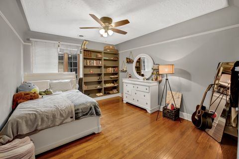 Tiny photo for 2014 W Hopkins Place, Chicago, IL 60643 (MLS # 12564190)