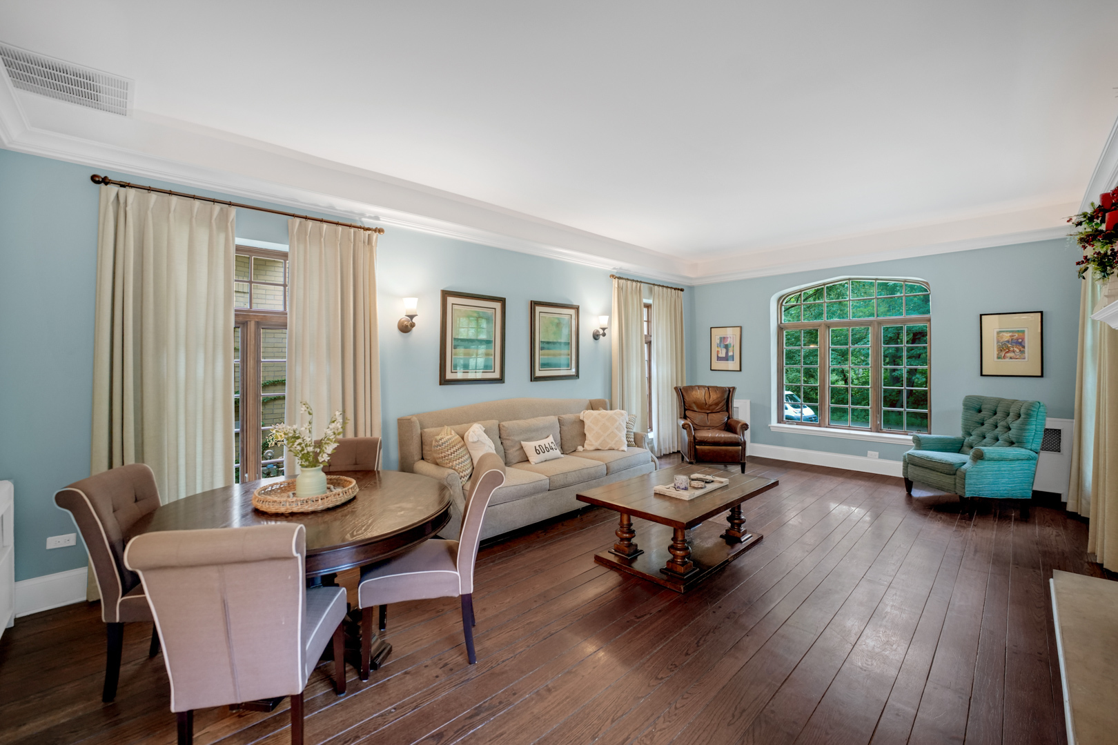 2014 W Hopkins Place