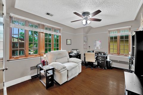 Tiny photo for 2014 W Hopkins Place, Chicago, IL 60643 (MLS # 12564190)