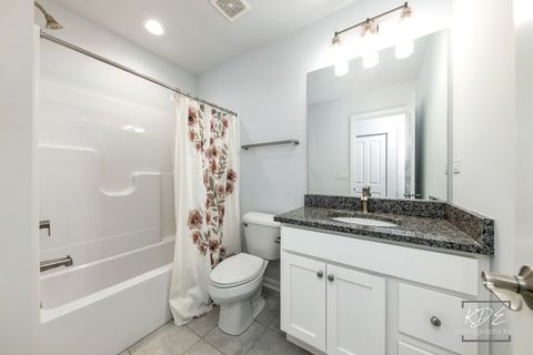 Tiny photo for 36 Woodmoor Court, Lombard, IL 60148 (MLS # 12631017)