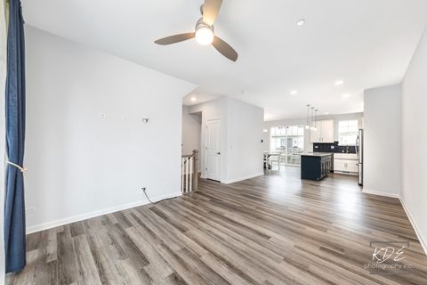 Tiny photo for 36 Woodmoor Court, Lombard, IL 60148 (MLS # 12631017)
