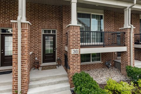 Tiny photo for 36 Woodmoor Court, Lombard, IL 60148 (MLS # 12631017)