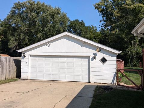 Tiny photo for 21W230 Pershing Avenue, Lombard, IL 60148 (MLS # 12465408)