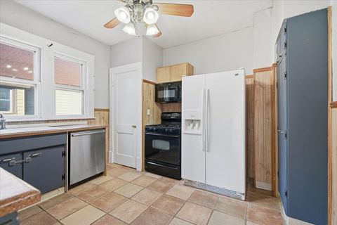 Tiny photo for 1211 S Lee Street, Bloomington, IL 61701 (MLS # 12575674)