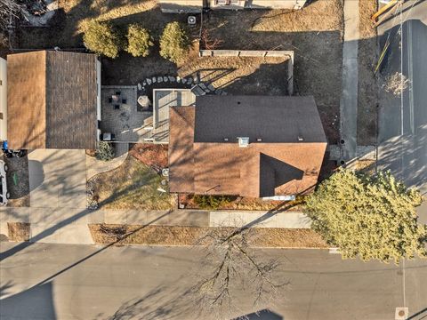 Tiny photo for 1211 S Lee Street, Bloomington, IL 61701 (MLS # 12575674)