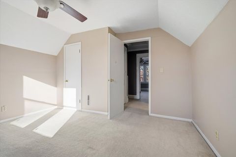 Tiny photo for 1211 S Lee Street, Bloomington, IL 61701 (MLS # 12575674)