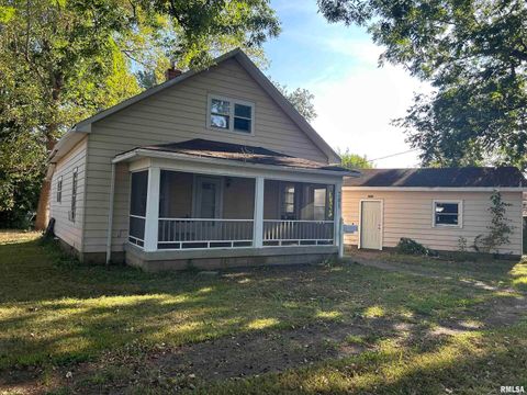 Tiny photo for 203 W 12TH Street, Metropolis, IL 62960 (MLS # EB459683)