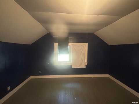 Tiny photo for 203 W 12TH Street, Metropolis, IL 62960 (MLS # EB459683)