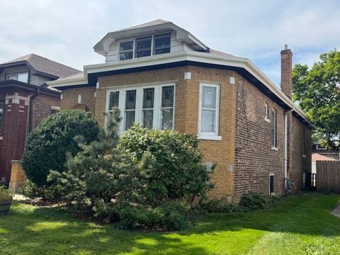 Tiny photo for 1618 Wenonah Avenue, Berwyn, IL 60402 (MLS # 12462440)