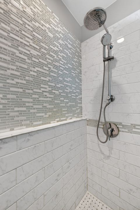 Tiny photo for 3909 Forest Avenue, Downers Grove, IL 60515 (MLS # 12621741)