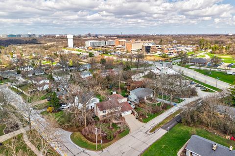 Tiny photo for 3909 Forest Avenue, Downers Grove, IL 60515 (MLS # 12621741)
